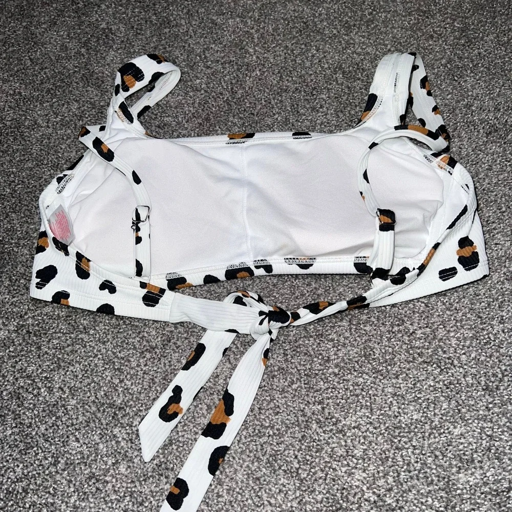 Xhileration bikini top size D DD animal print